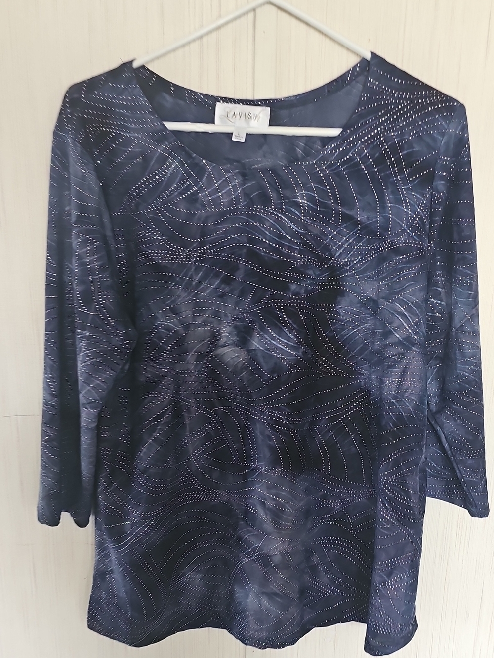 Lavish Navy Patterned Women's Long-Sleeve Top